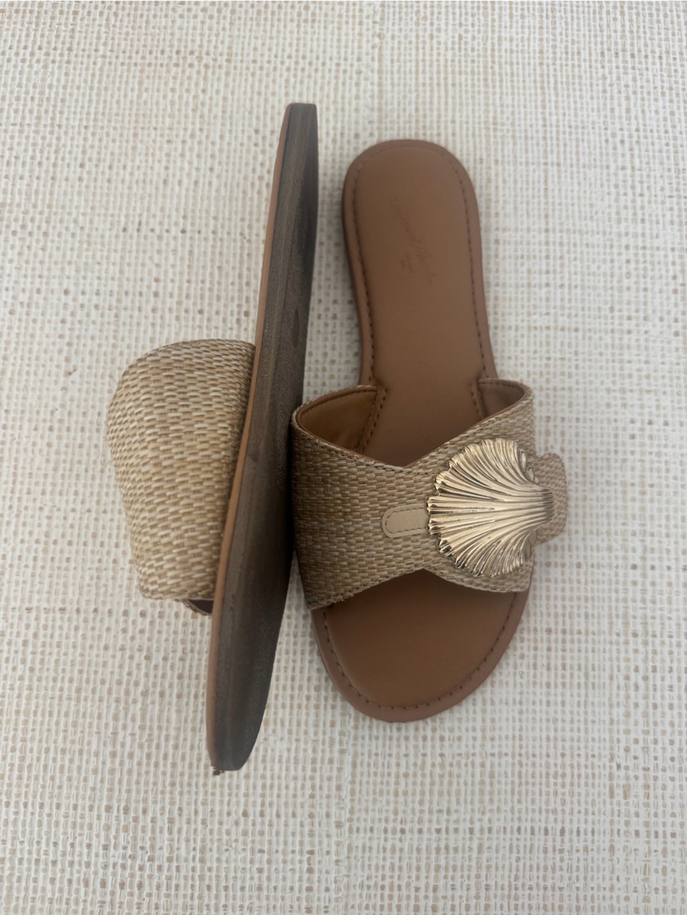 Universal Thread Seashell Sandals - Picture 3 of 5